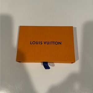 Louis Vuitton Small Box - 6x4x1